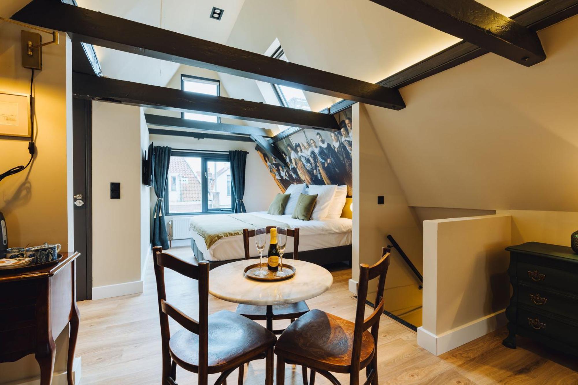 Lok Historics Luxury Art-Inspired Loft In Historic City Centre! Haarlem Eksteriør billede