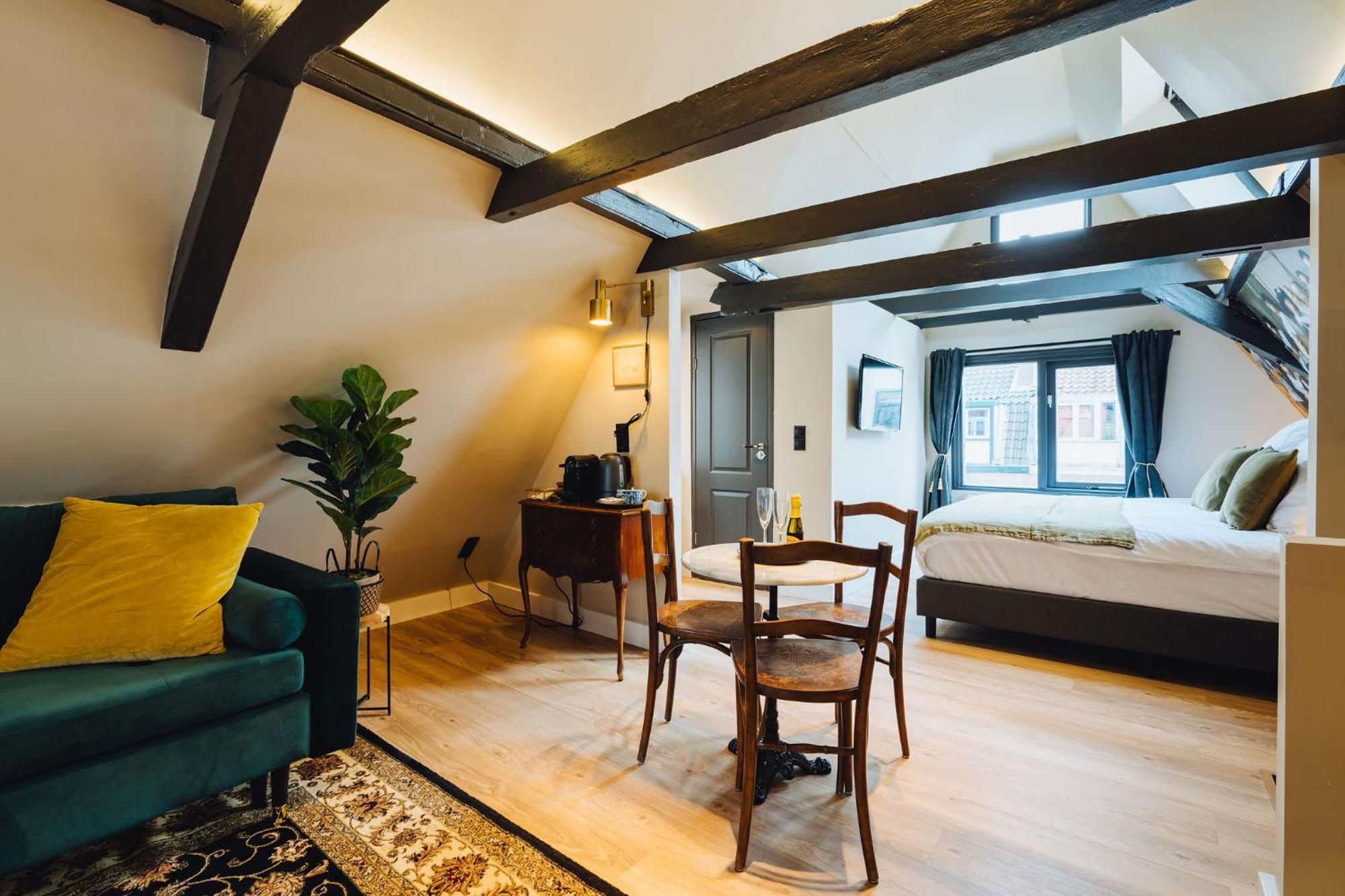 Lok Historics Luxury Art-Inspired Loft In Historic City Centre! Haarlem Eksteriør billede