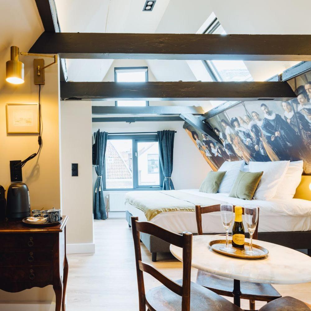 Lok Historics Luxury Art-Inspired Loft In Historic City Centre! Haarlem Eksteriør billede